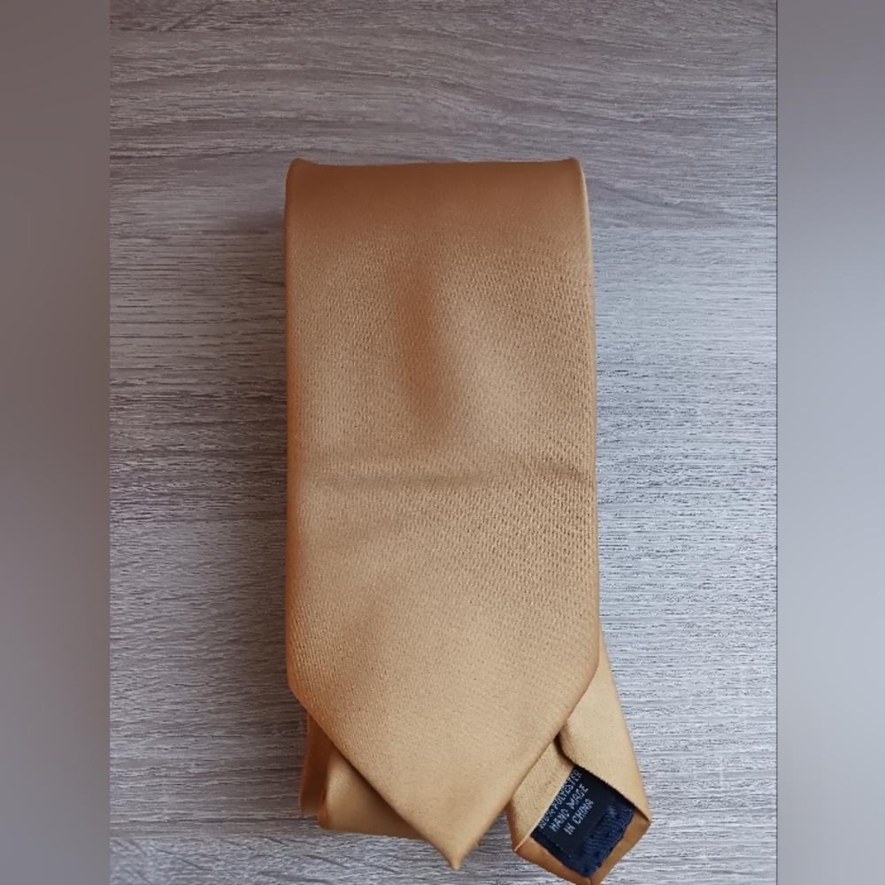 Stacy Adams Gold Tie